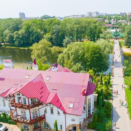 Zdybanka Hotel Szumi Kültér fotó