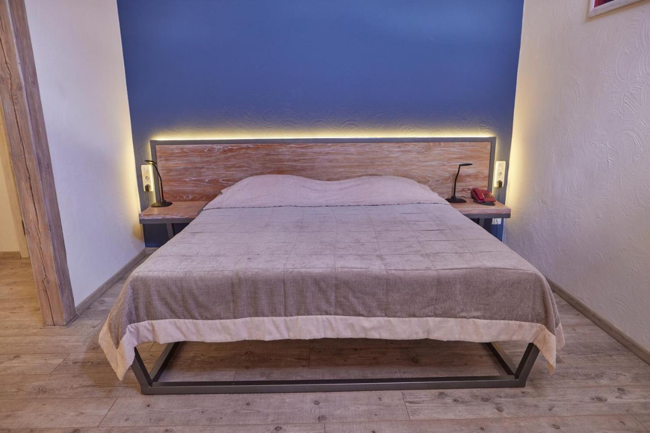 Zdybanka Hotel Szumi Kültér fotó