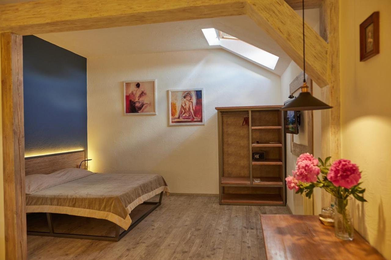 Zdybanka Hotel Szumi Kültér fotó