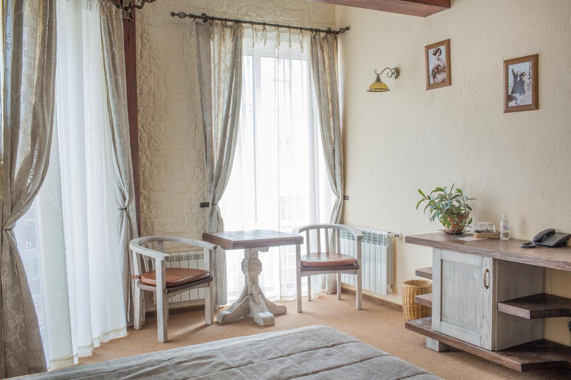 Zdybanka Hotel Szumi Kültér fotó