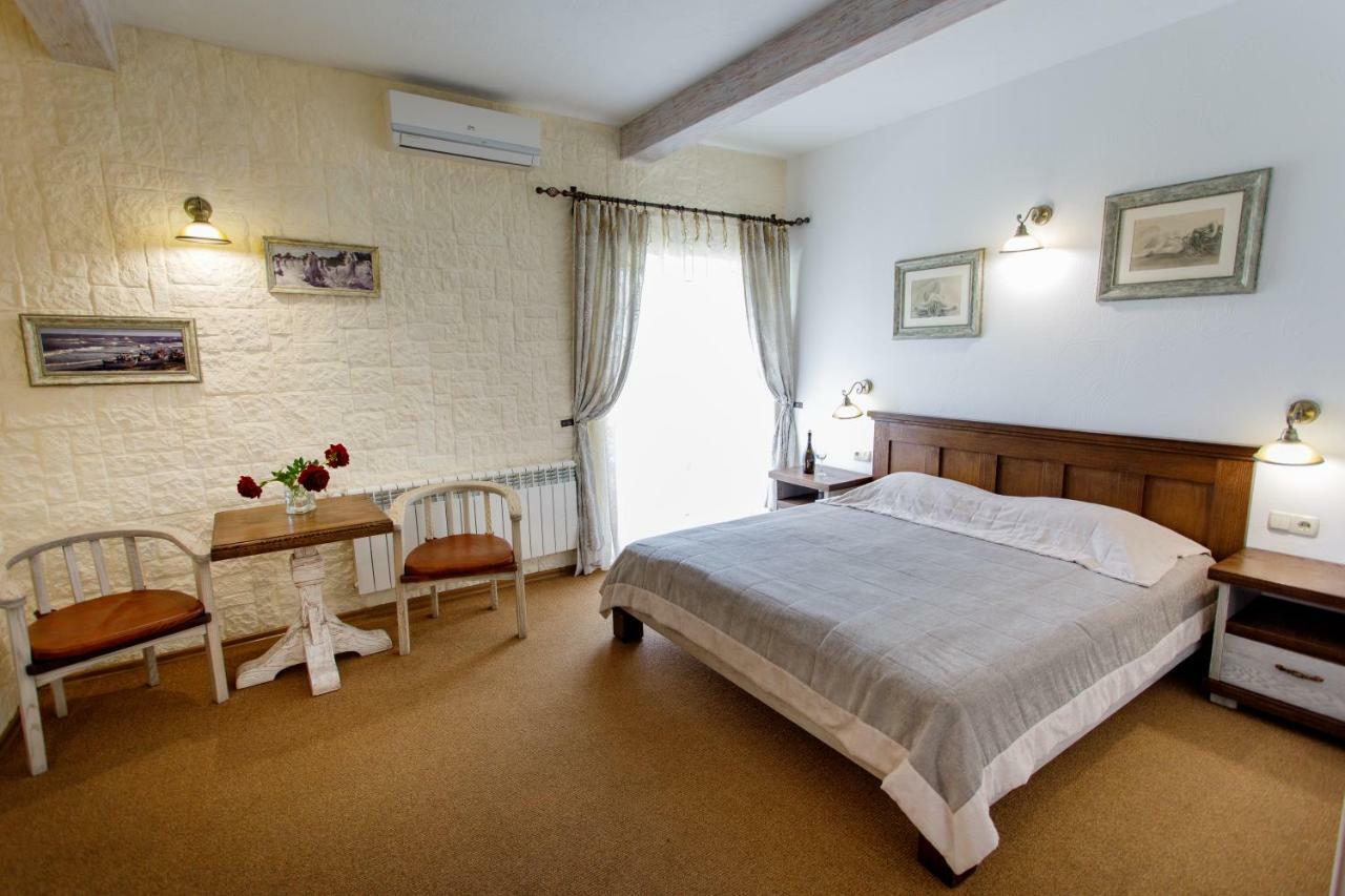 Zdybanka Hotel Szumi Kültér fotó